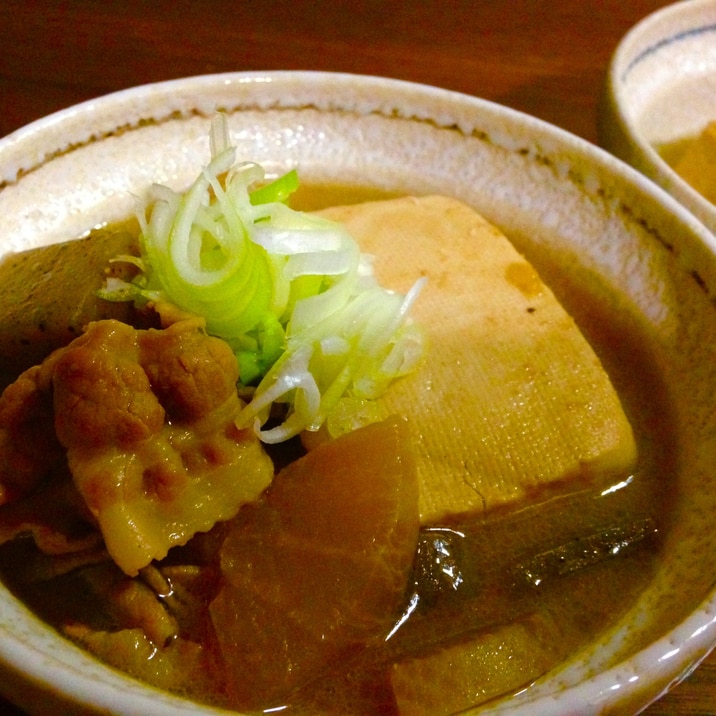 じっくり煮込んだみそ味の肉豆腐☆